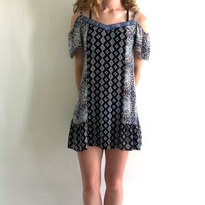 3/$25 Band of Gypsies Black and Blue Flutter Sleeve Mini Sundress